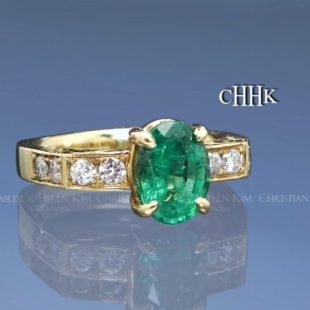 18K Yellow Gold Emerald Ring Handmade in solid 18K Yellow Gold. 586971862