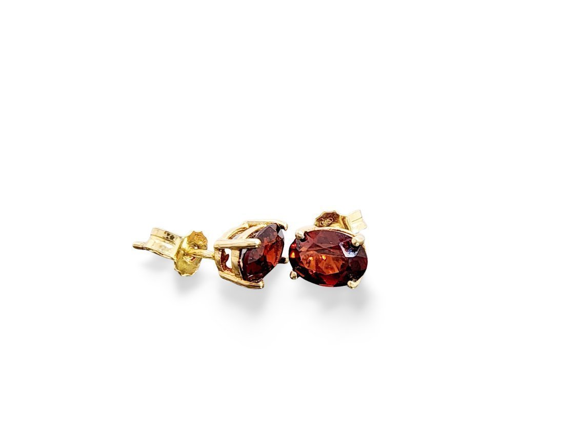 14K Yellow Gold Pyrope Garnet Earring Studs - Image 2